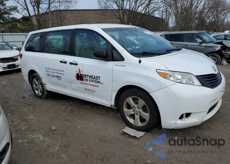 2013 Toyota Sienna from USA, damaged, VIN 5TDZK3DC6DS315122